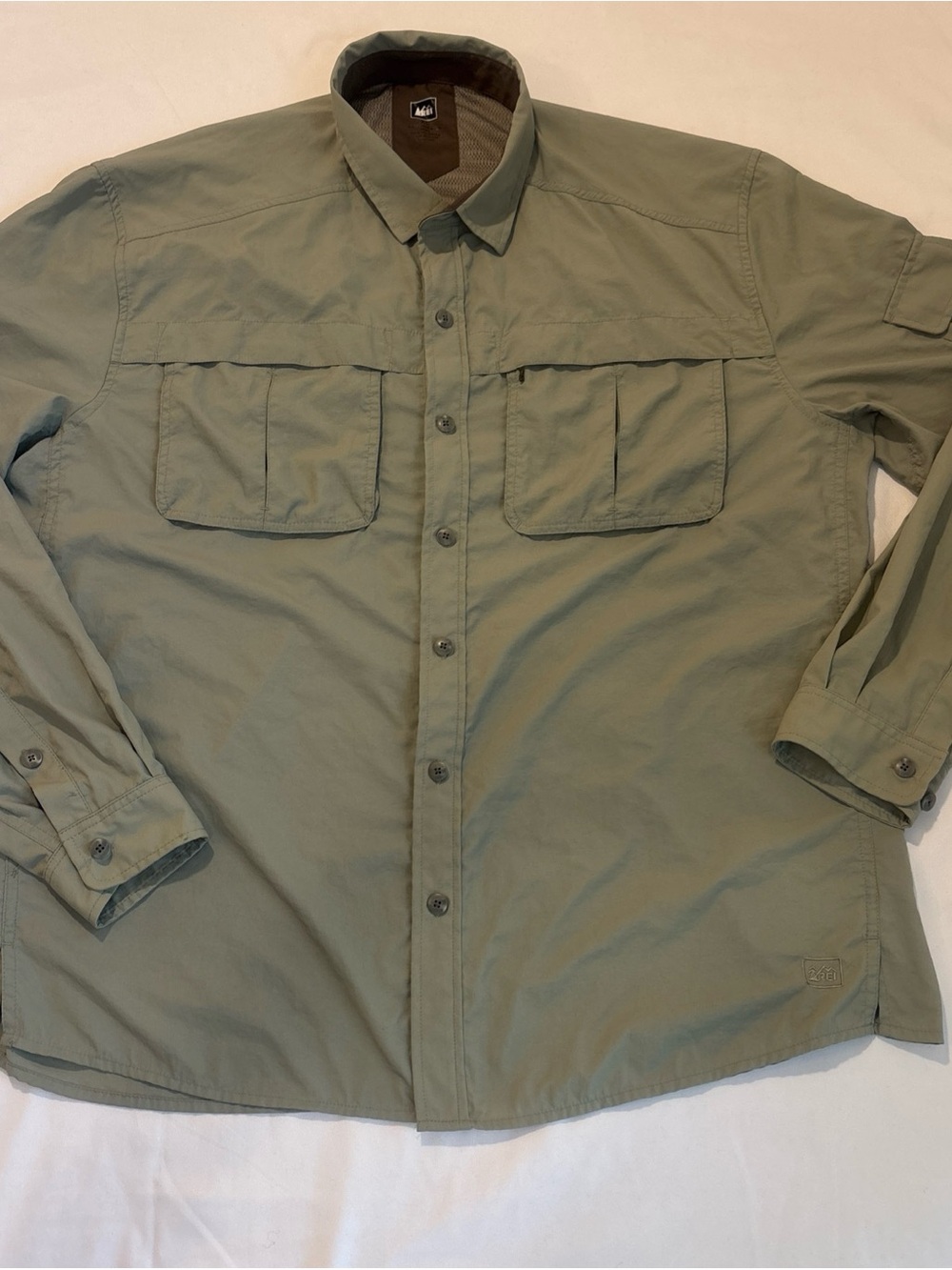REI Vented Button Up Shirt Light Green Long Sleeve Hiking Mens XL